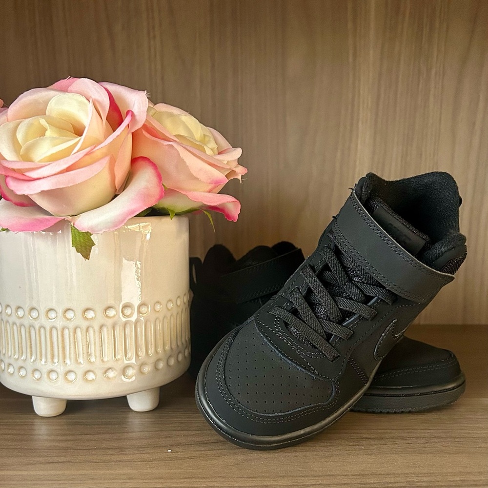 All Black Kids Nike Size 11C